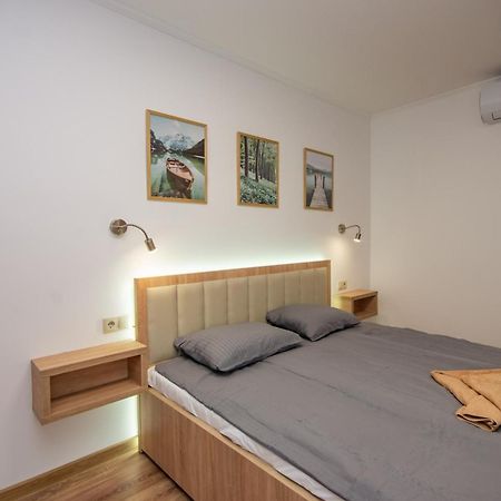 Csaladi Kikoeto Apartman Gyula Dış mekan fotoğraf