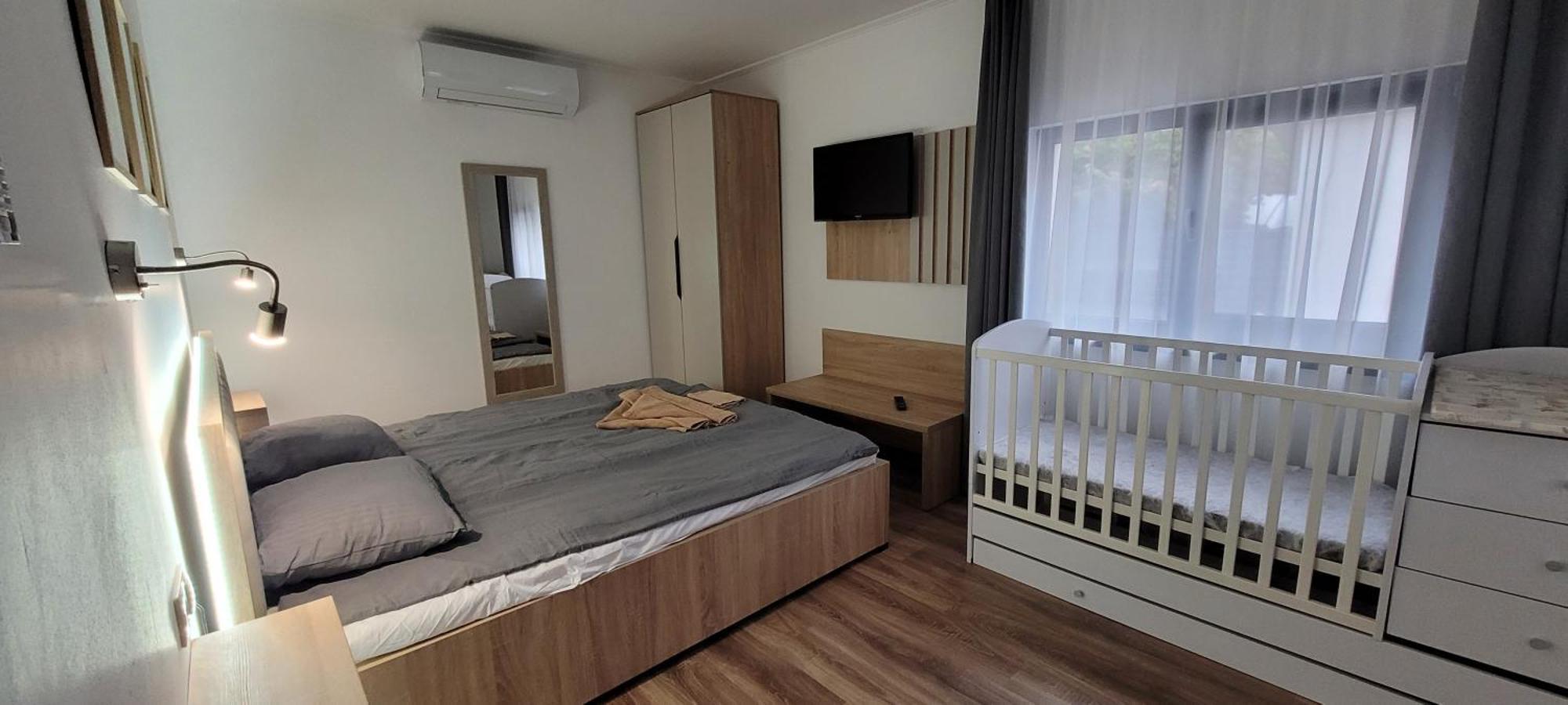Csaladi Kikoeto Apartman Gyula Dış mekan fotoğraf