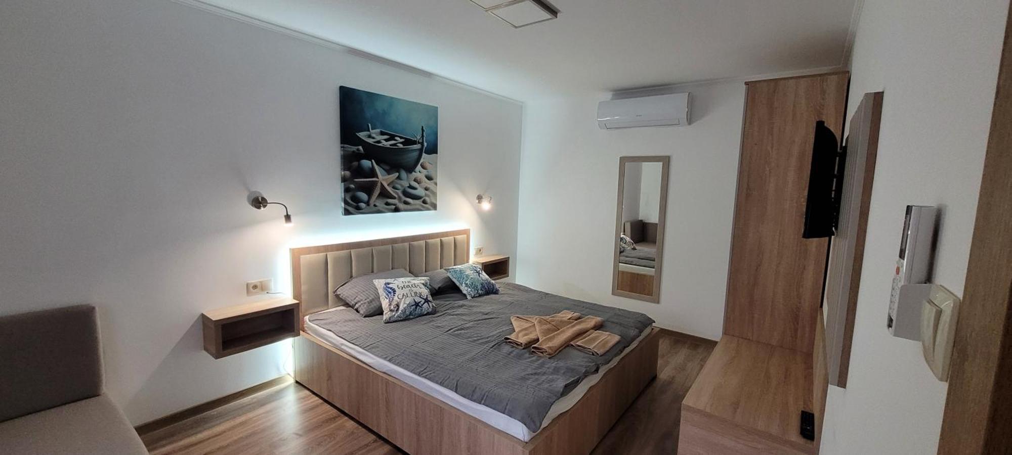 Csaladi Kikoeto Apartman Gyula Dış mekan fotoğraf