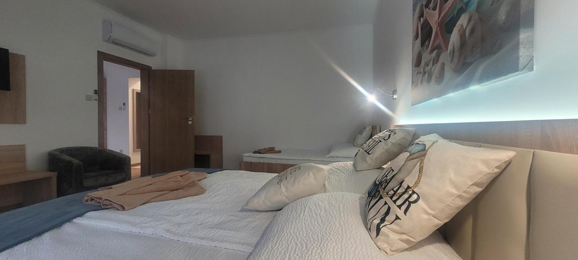 Csaladi Kikoeto Apartman Gyula Dış mekan fotoğraf