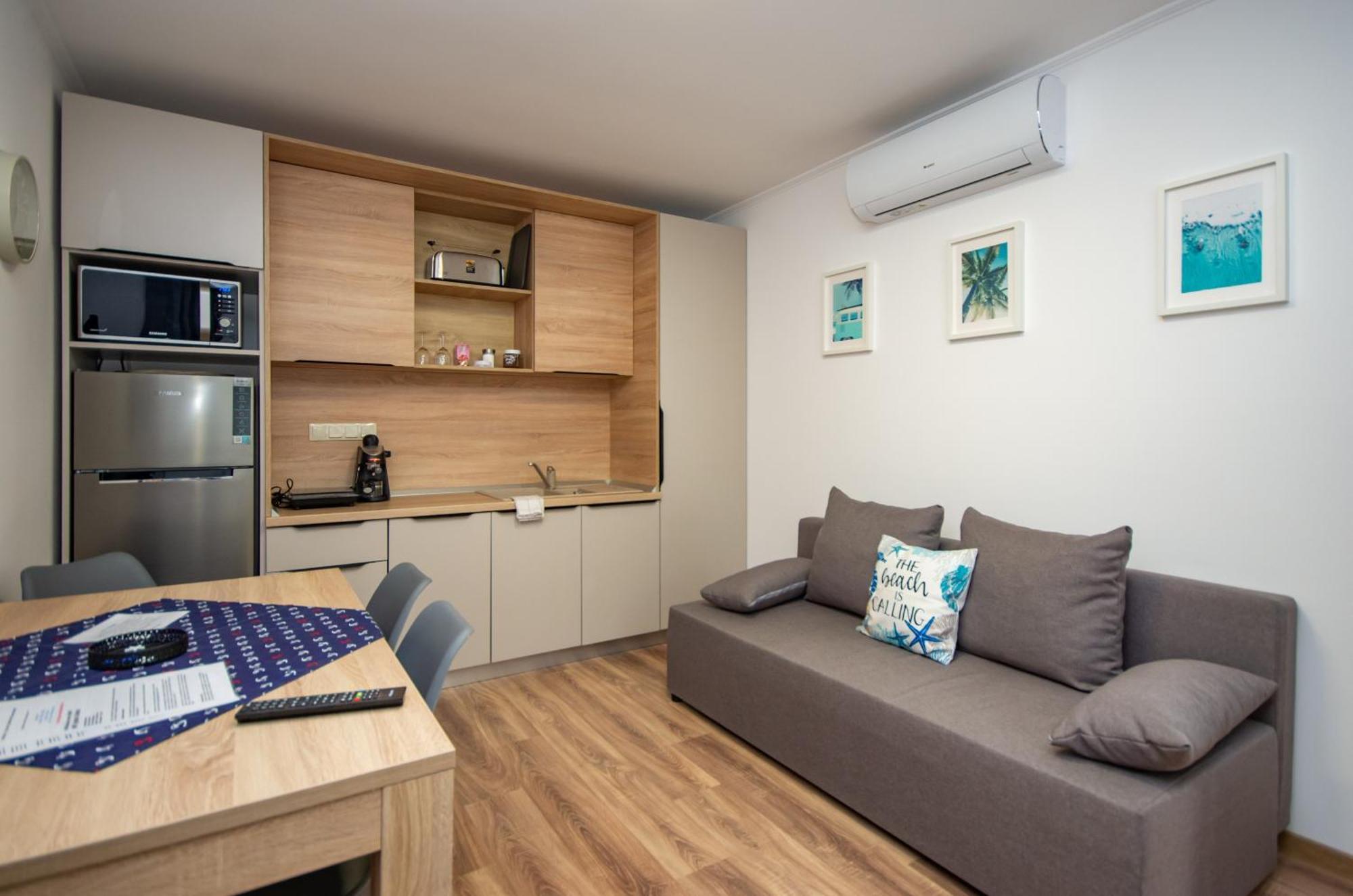 Csaladi Kikoeto Apartman Gyula Dış mekan fotoğraf