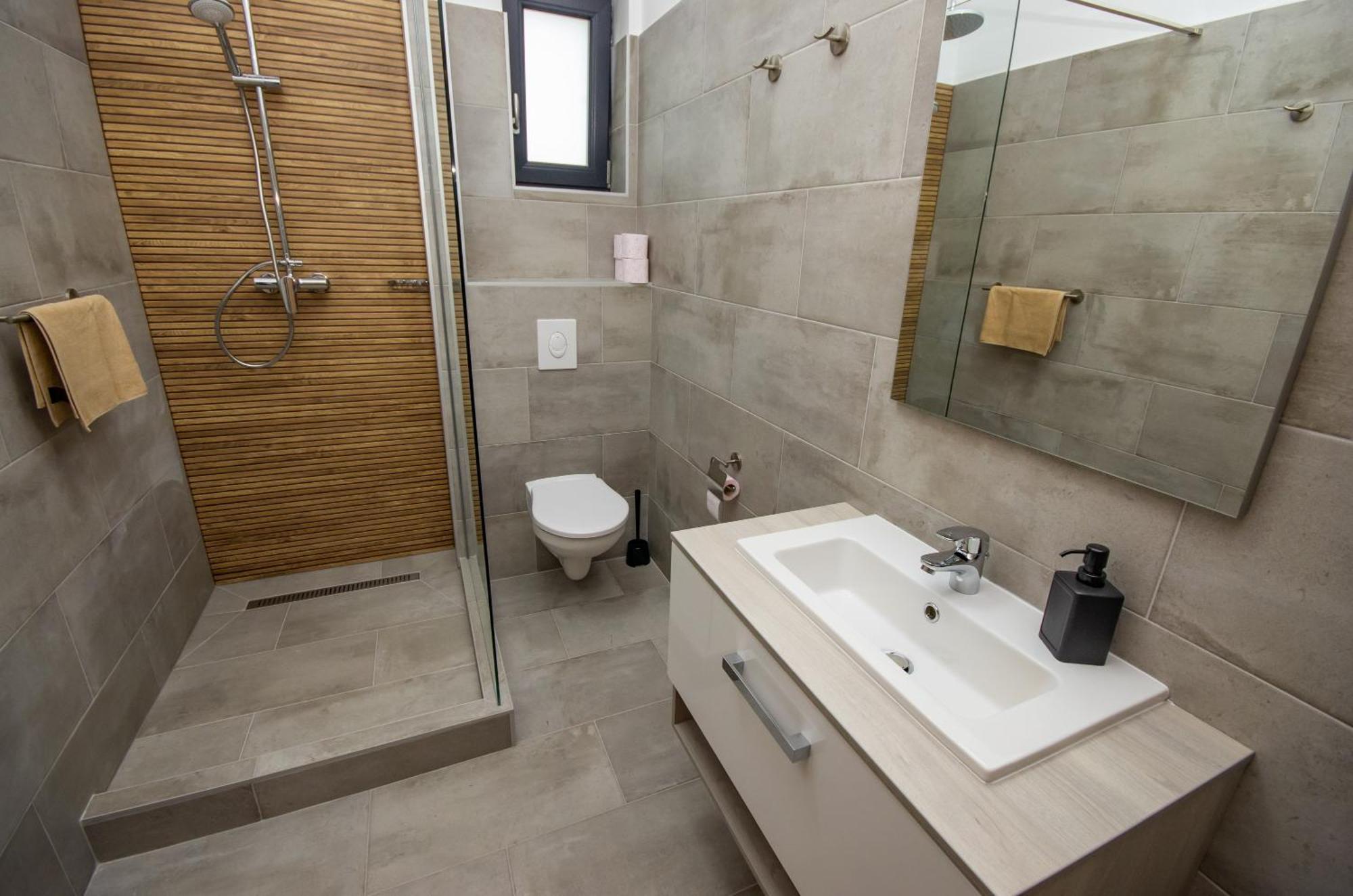 Csaladi Kikoeto Apartman Gyula Dış mekan fotoğraf