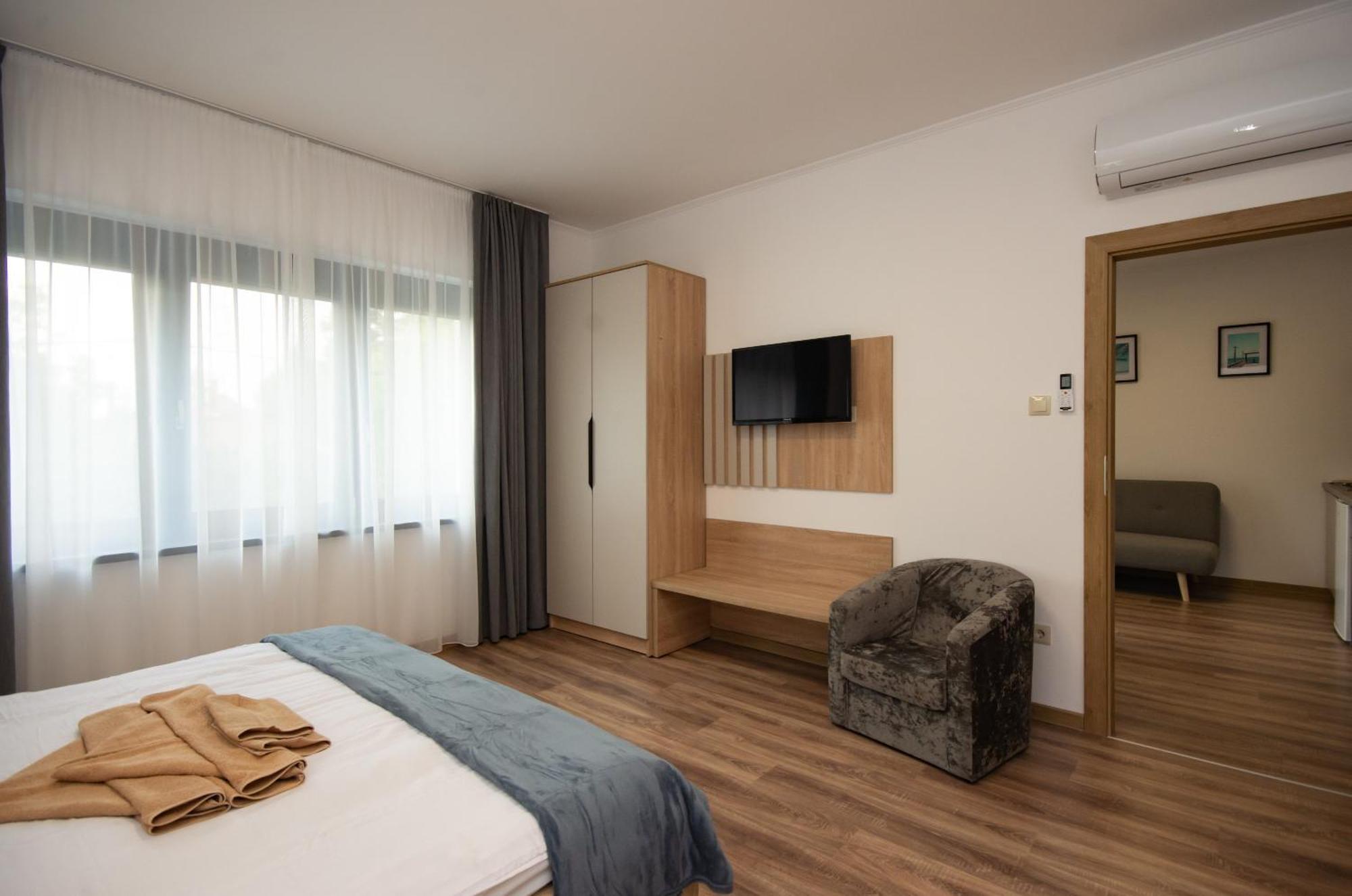 Csaladi Kikoeto Apartman Gyula Dış mekan fotoğraf