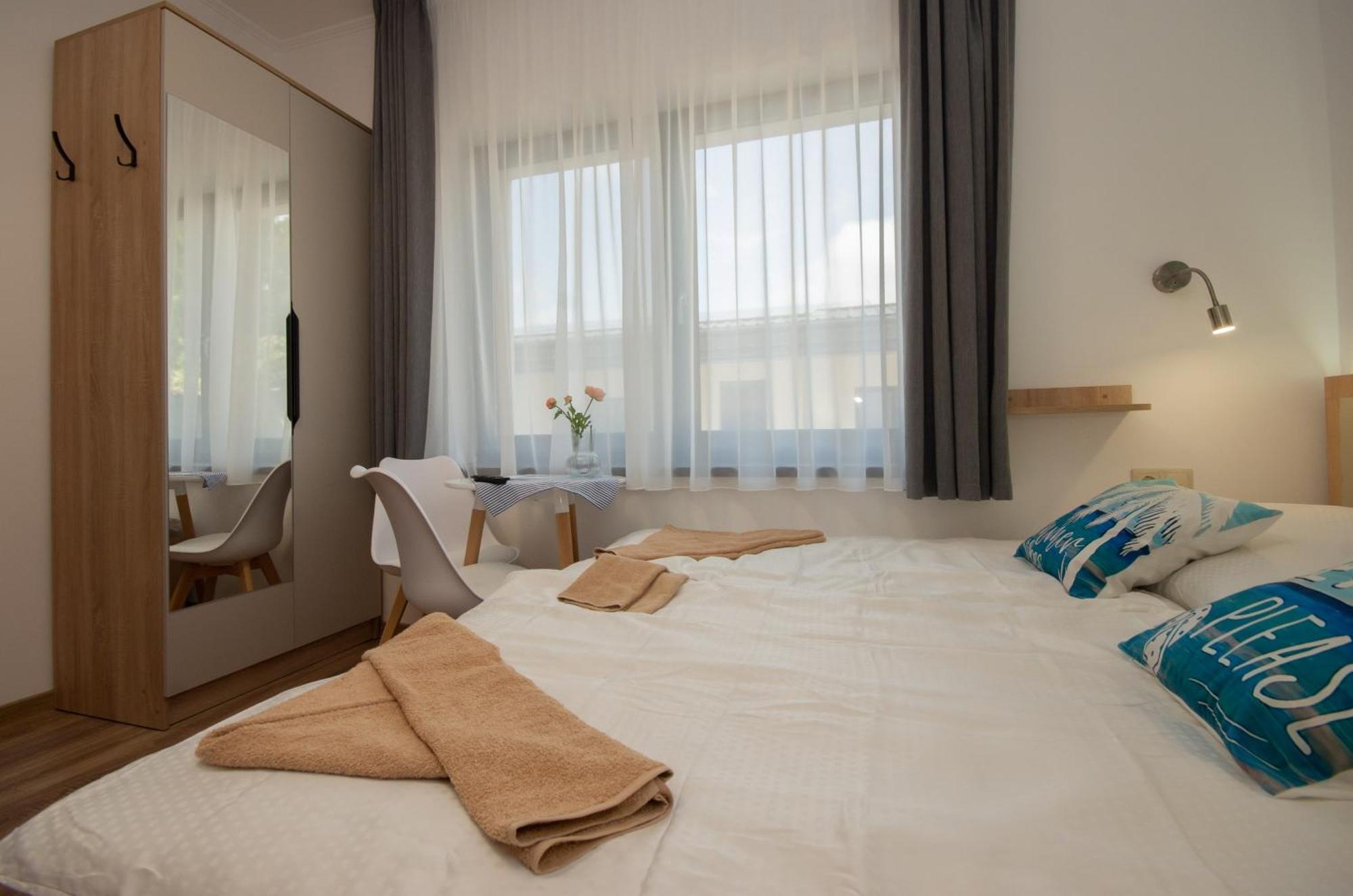 Csaladi Kikoeto Apartman Gyula Dış mekan fotoğraf